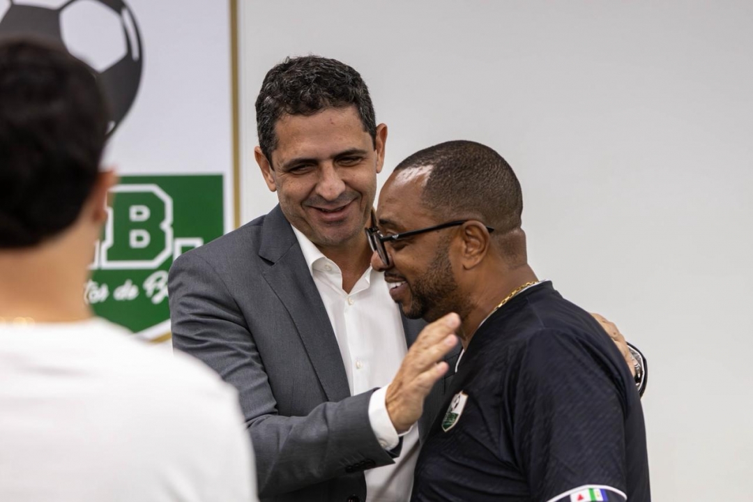 A Liga de Desportos de Betim realizou no dia 30 de mar�o o arbitral oficial do Campeonato Betinense S�rie A, a elite do futebol amador da cidade.